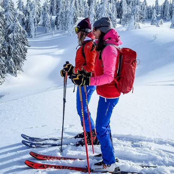 Skifahrerinnen auf der Tauplitz (Foto: TVB-Ausseerland-Salzkammergut)